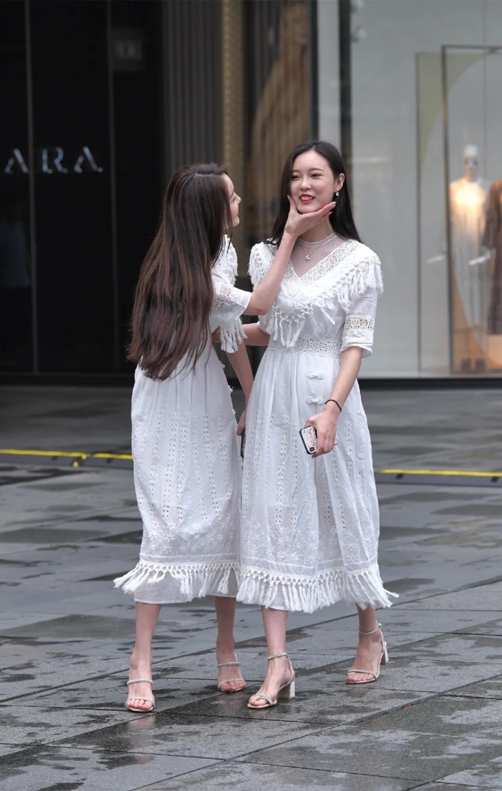 服饰 青春感与少女感兼备的穿搭,清新温柔又时尚,穿出无法抗拒的风采