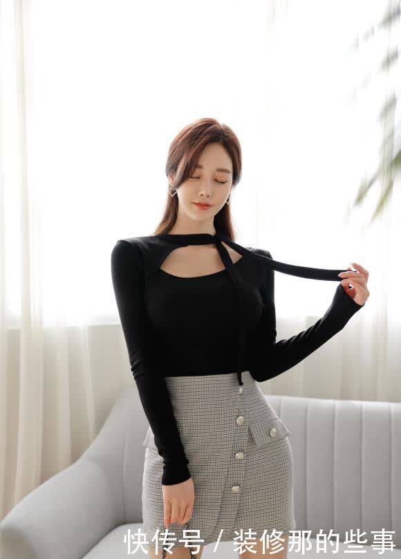 美人图鉴孙允珠：苍青雅黑圆弧镂空淑女包臀裙