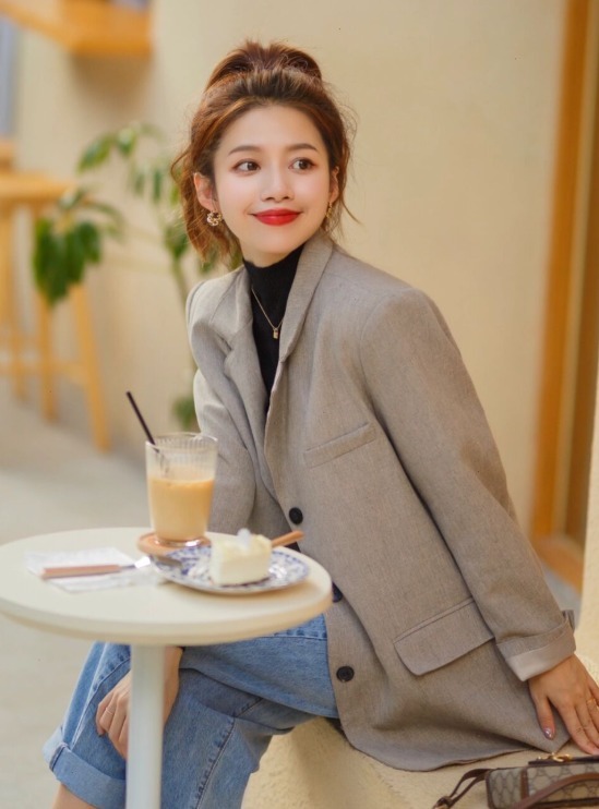 潮人|天冷了,“牛仔裤”过时了?看看这些潮人示范,时髦好看又上档次