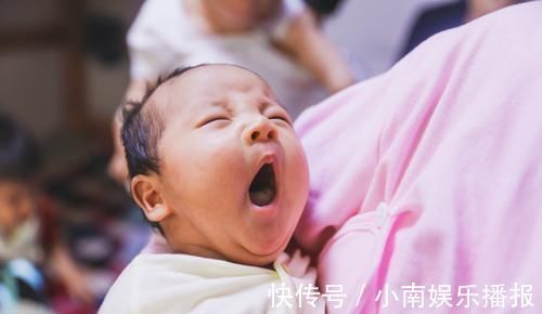 红豆|宝宝出牙晚怪母乳质量低?关于出牙的秘密,妈妈有必要掌握清楚