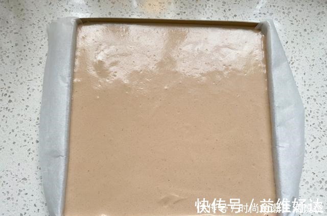 开裂|自制香浓的可可蛋糕卷，做法简单又方便，怎么卷都不开裂
