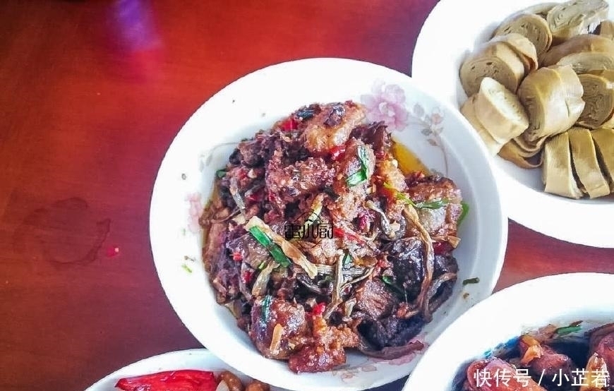 佩奇|孩子过生日,在家做了几道菜,不铺张不浪费,大家吃得好开心