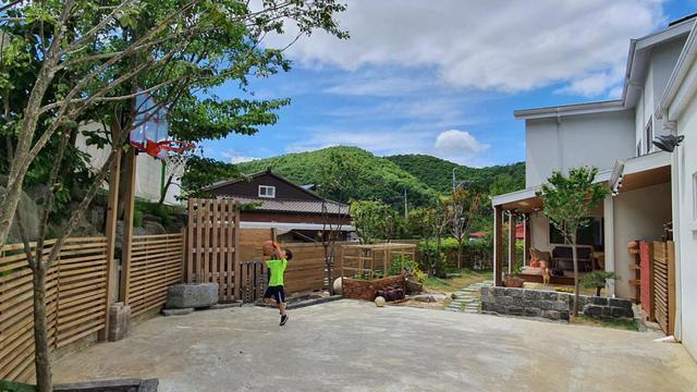 学区房|放弃学区房,花6个月在乡下盖栋房子,带着2个孩子过上理想的生活