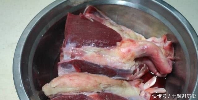 吃这肉,只长劲不长膘,筋道耐嚼,酸辣味醇!