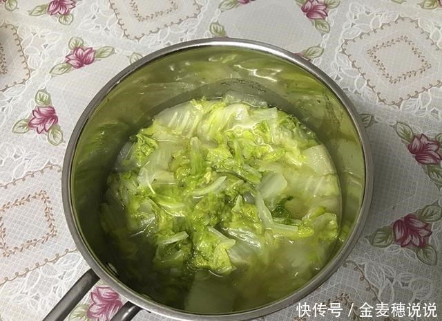 晒晒我家的今日晚餐,二菜一汤一主食,时令菜,营养美味做法简单