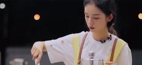 廚房|《中餐廳第五季》嘉賓集體炸廚房，求求你們不要禍害中餐了