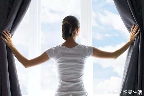 天气|晚上睡觉要不要关卧室门窗?纠结了这么久,终于知道了