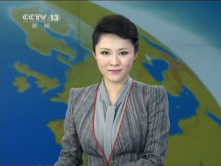 新聞直播間|央視女主持人的出鏡服裝,踩雷最多的非紫凝莫屬,早期真無(wú)力吐槽