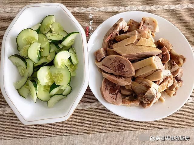 汤品|晒我家午餐，天气再热不将就，汤品菜肴丰富味美，七天不重样