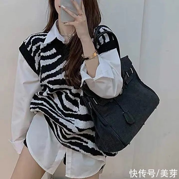 大衣里面穿什么？这4款绝美内搭，让你时髦一整个冬天