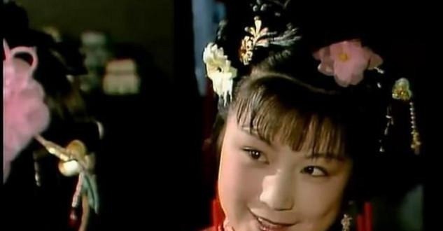 维子兰&史湘云虽然沦为船妓,但是被维子兰救了,正好也应了红楼判词