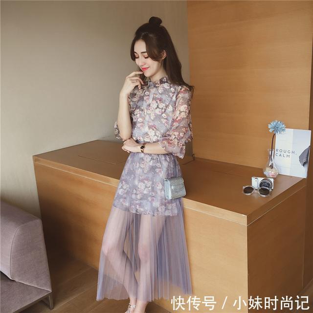 吊带连衣裙 出游必备显高、显气质裙子,矮个子女生就这么穿