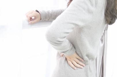 经常性的后背痛，或许要思考一下：是不是身体此”部位“出问题了