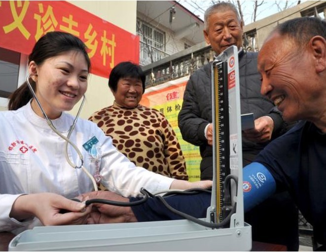 高血压|血压“高”的人,谨记少吃2白、远离3事,坚持1月,头晕不见