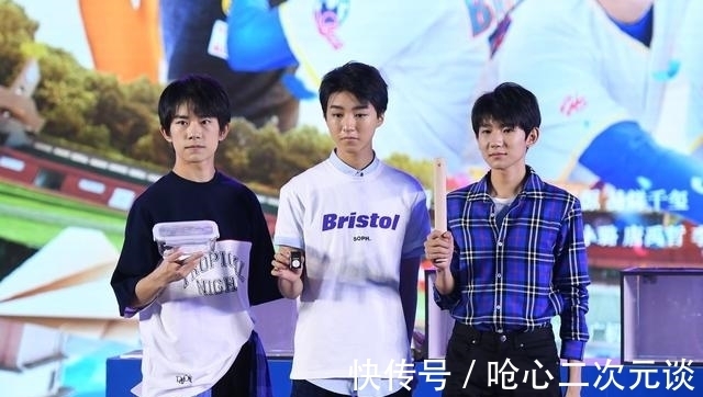 親愛的客棧中易烊千璽,中餐廳的王俊凱,一樣好人緣!