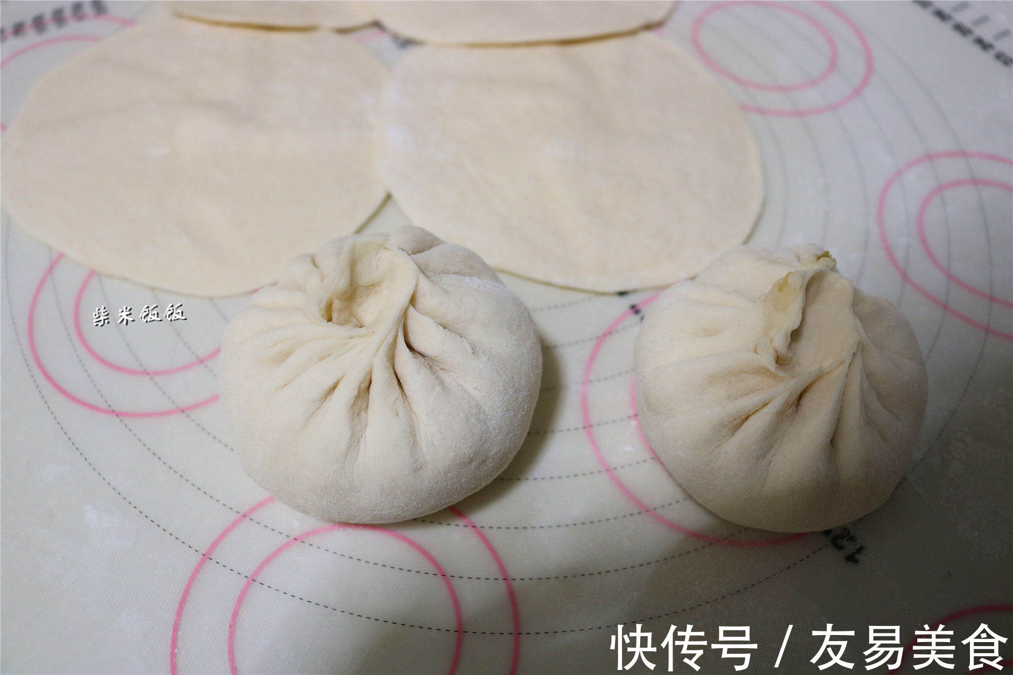 花椒粉|我家最爱吃这两款包子,一款肉包,一款素包,换着做吃不腻