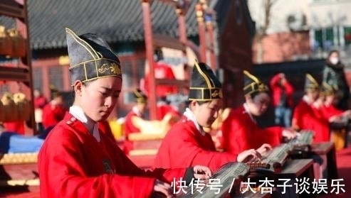 千字文&《弟子规》有害无益,这样的伪国学还要“残害”多少青少年?