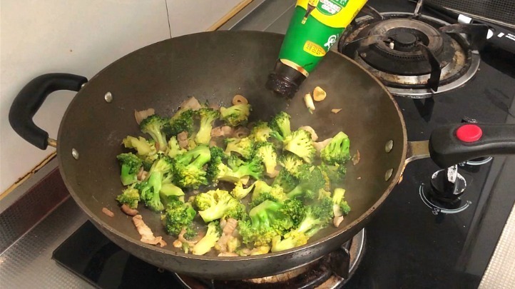 做法|西兰花这样做，用大鱼大肉都不换，做法简单，我家每周至少吃5顿