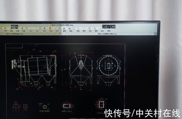 明基|「有料评测」明基PD2705U专业设计显示器：苹果设备好搭档 设计、绘图、做后期都太高效了