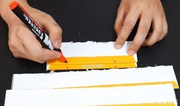 小窍门|空鞋盒我从来不扔,用刀割一圈,放衣柜太实用了,做5个都不嫌多