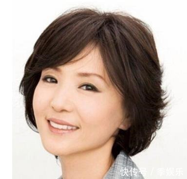 女士 适合40岁中年女人发型,中年圆脸女人发型图片