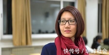 《定义2021》无评分,易立竞不再犀利和毒舌,这还是她吗?