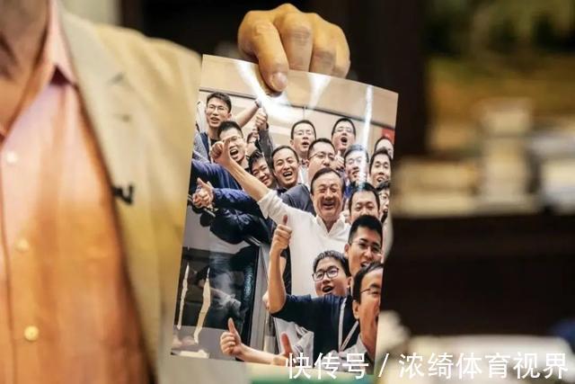 任正非|华为电梯超载,一小伙:请最后进的老同志出去!任正非悄悄出去了