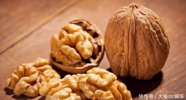 睡眠是免费“长寿药”,多吃3种食物,健脑益智