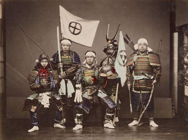 太极拳|他才是真正的武林高手, 一人独斗5名日本武士, 3秒钟撂倒