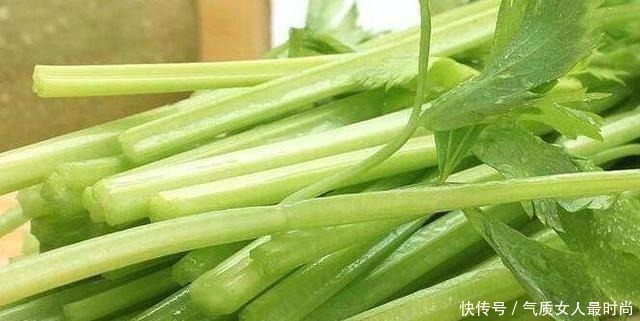 买芹菜时,不要只会挑粗细,牢记4个小技巧,买到质量好的芹菜