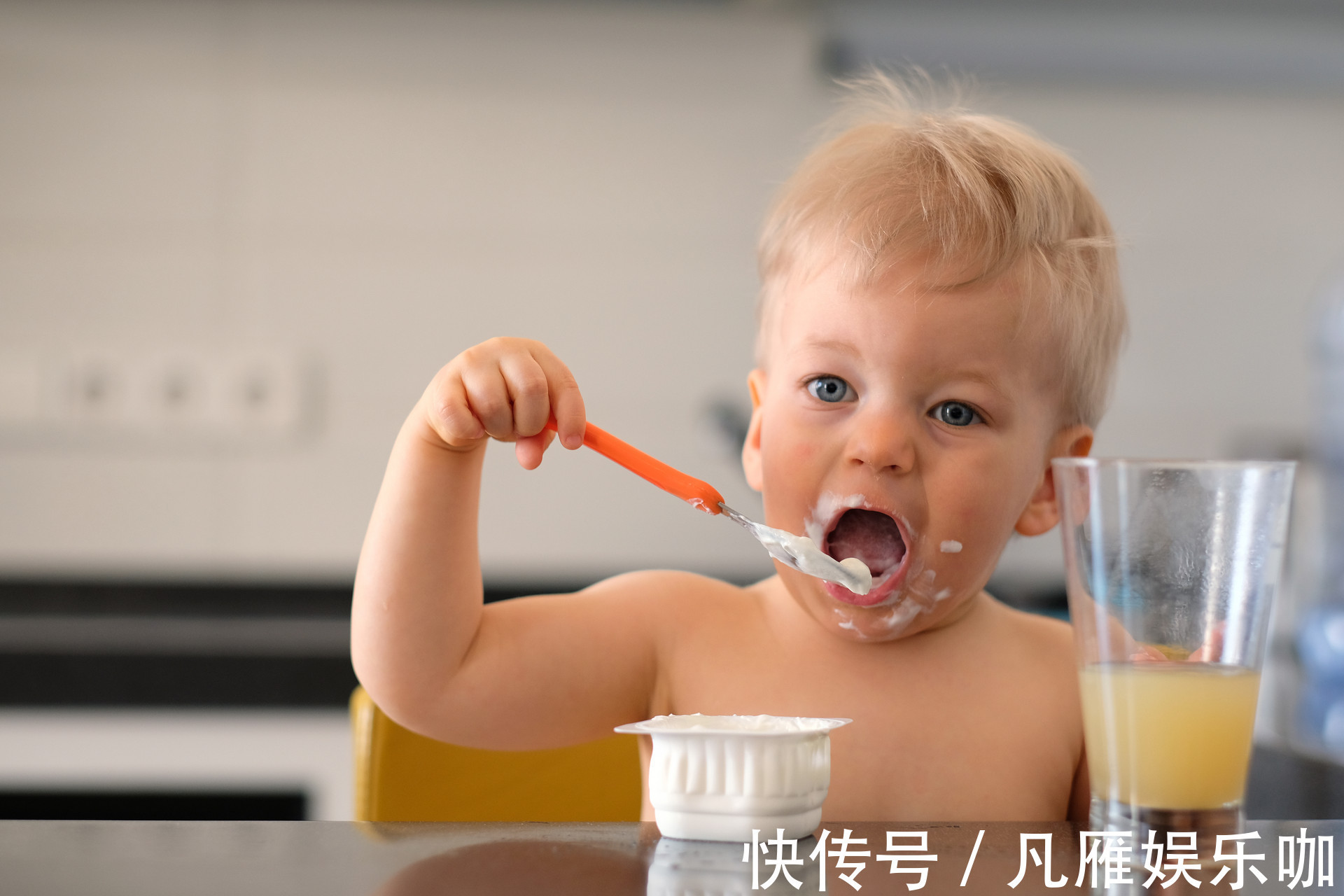 奶量|孩子几时开始多吃饭少喝奶？很多妈妈都搞错了，并非一岁以后