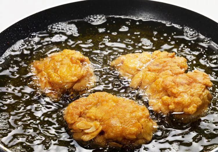 猪脚|有种爱叫家长拿手菜，实则吃一次等于吃5包泡面，易伤脾积食