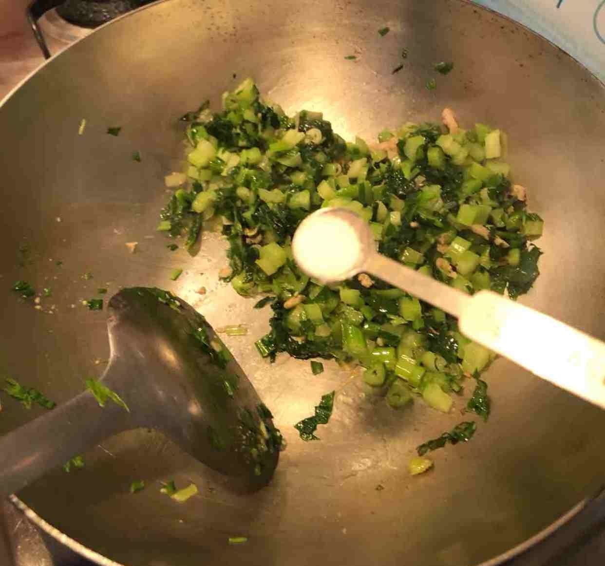 这菜是“天然巴豆”,口臭厉害要经常吃,便秘也会悄悄消失