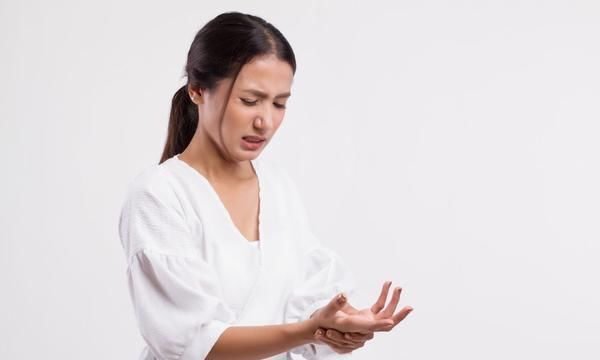 高尿酸血症|痛风有多“容易”?这5件事你每天都做,痛风或“缠”着你不放