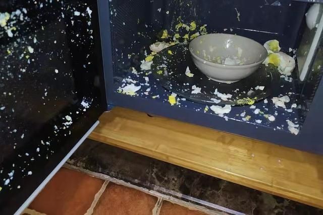 厨房做饭，这5件事千万不可以在厨房做，早知道早受益，收藏备用