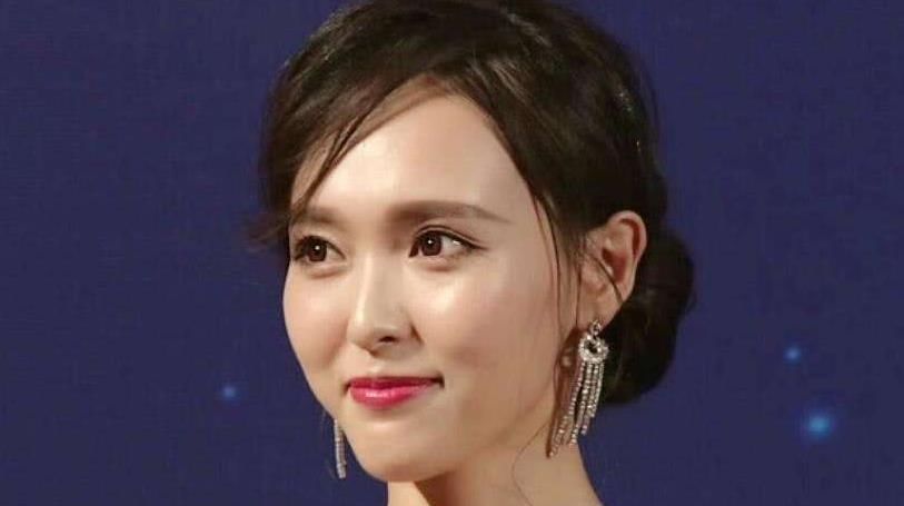 法令纹|被公认最显老的4种皮肤状态，化妆也很难遮盖，第1个我就中了