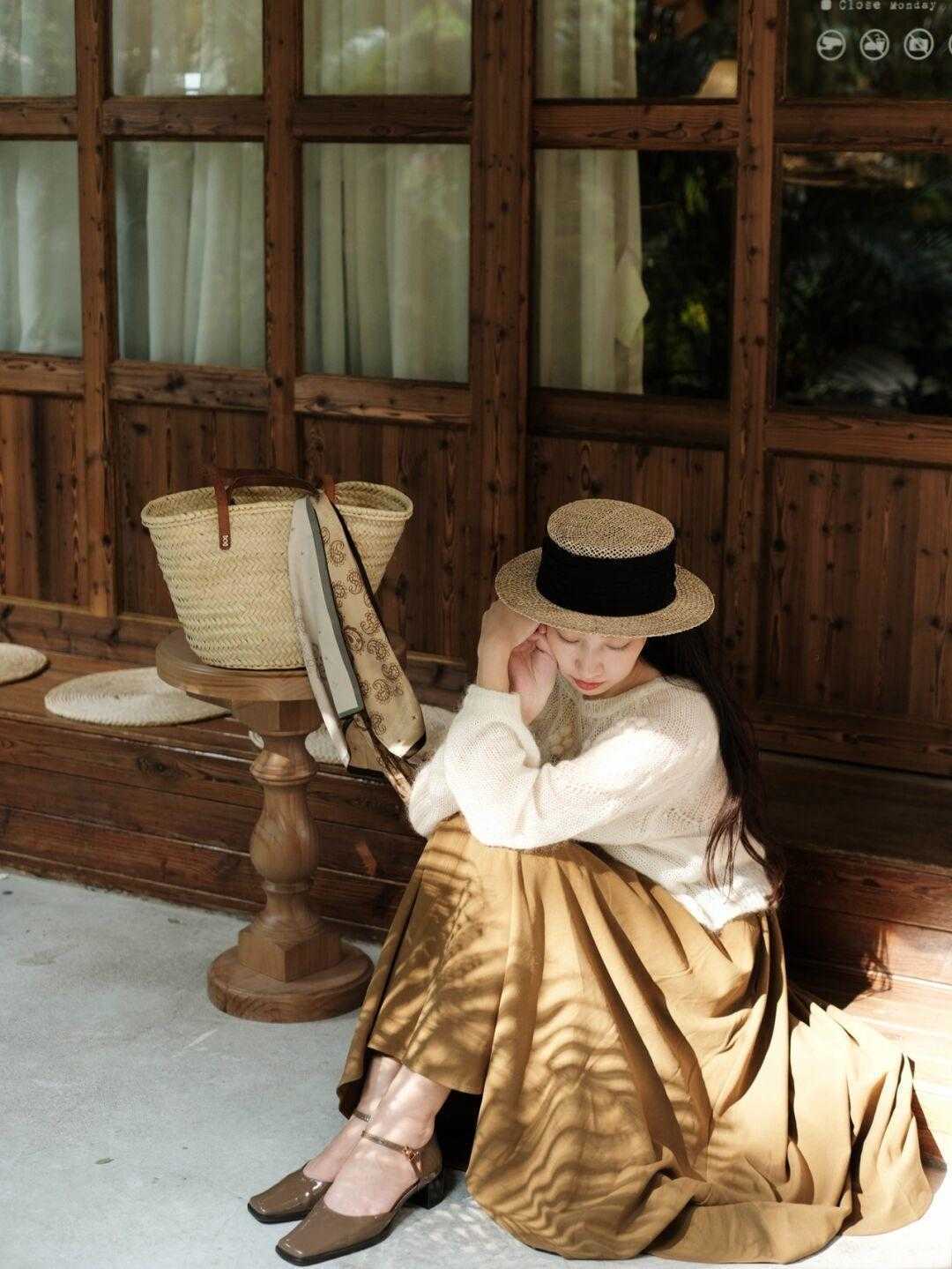 运动鞋|又是一个毛衣的季节,微胖女孩又能很美,拒绝土气就这样穿搭,