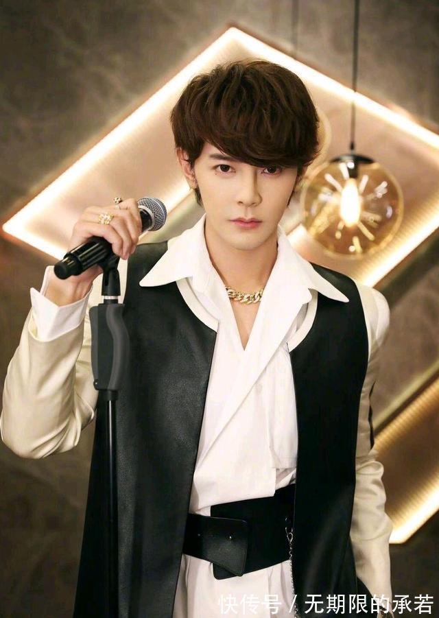 《追哥》2內(nèi)涵《披哥》,誰給的自信,網(wǎng)友:狗尾續(xù)貂?