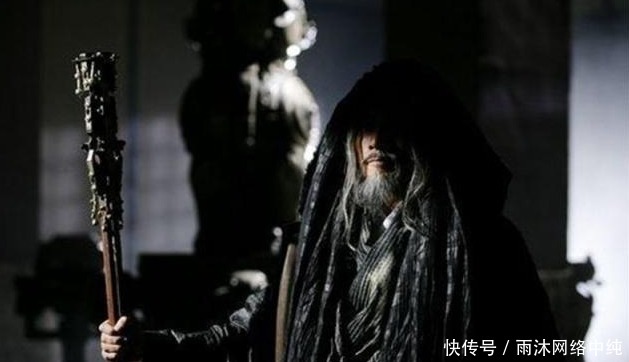 谋士|项羽的第一谋士范增，和刘邦的第一谋士张良相比，谁能更胜一筹？