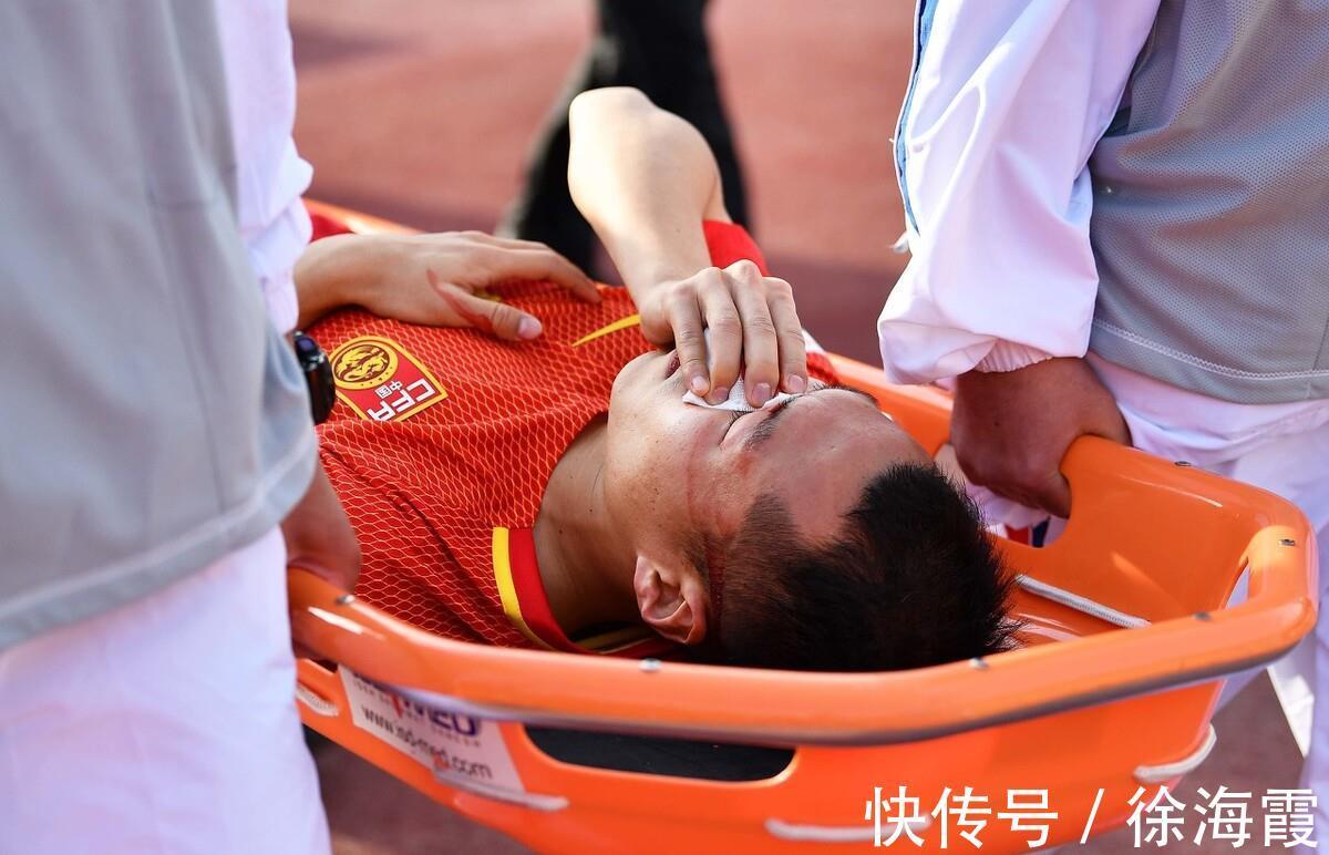 老挝队|我想为国足队长吴曦,辩解几句