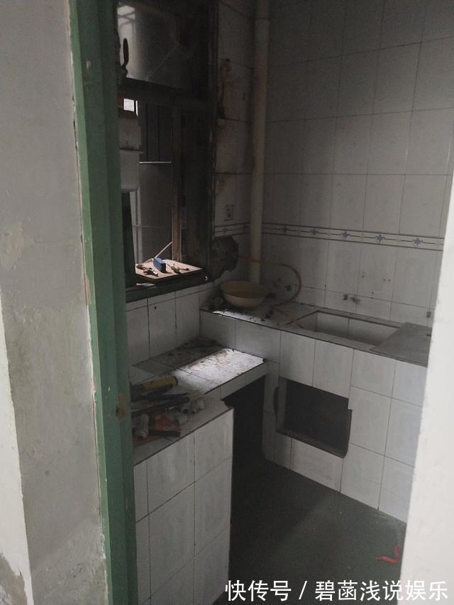 改造|重庆一家三口挤40㎡小家,半平米不敢浪费,日子过得简单又幸福