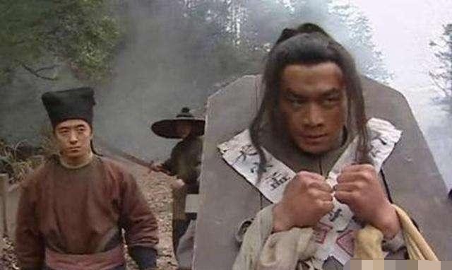 教头|林冲是教头,武松是都头,武松明明权力更大,却为何不如林冲?