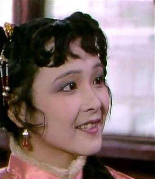 贾宝玉|她是红楼梦中最美的姑娘,林黛玉也自愧不如,为何却被一笔带过