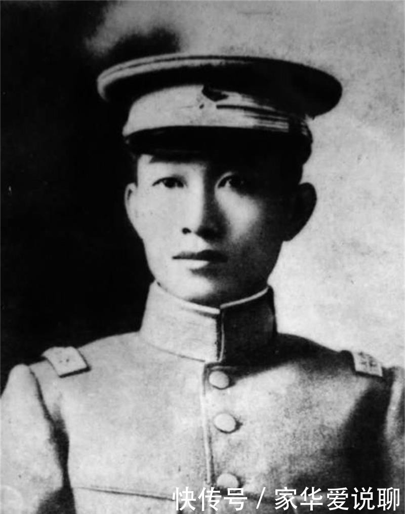 小凤仙临死紧握蔡锷将军的照片,二人是传奇爱情?还是她自作多情