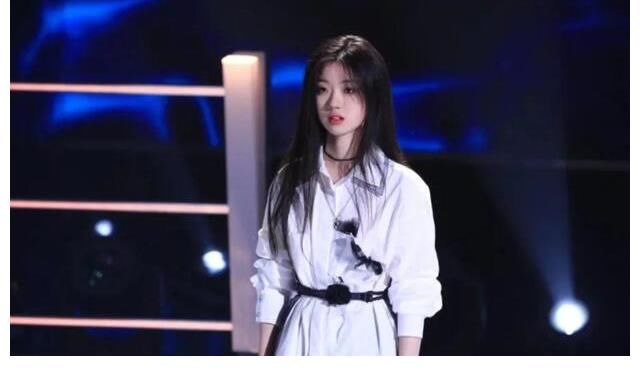 首场|《好声音2021》首场强强对决，郑智鸿出局，李克勤的选择是正确的