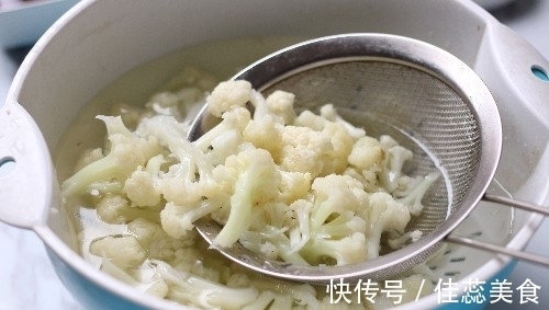八角|花菜怎么做好吃?只要加了这味料,一上桌就被抢着吃,味道绝了!