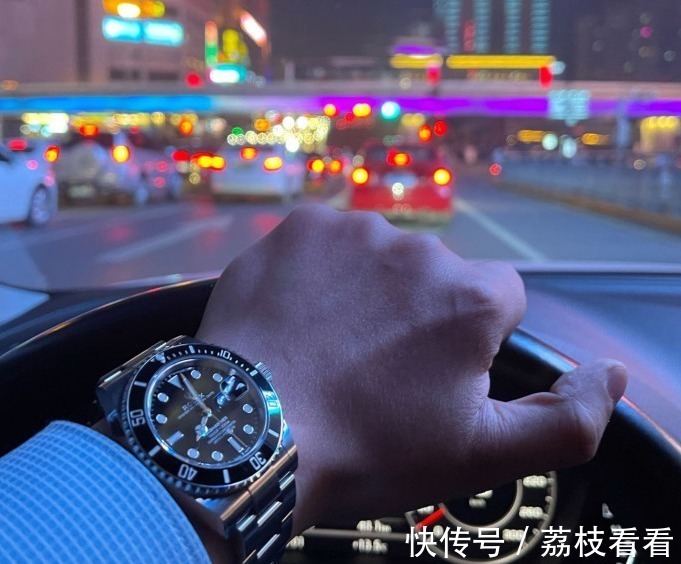 手表 人群中一眼就能认出的手表,鹦鹉螺、皇橡、水鬼和蓝气球