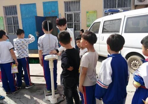 差距|经常午睡和从不午睡的娃,4个方面差距不是一般大,家长看得心疼