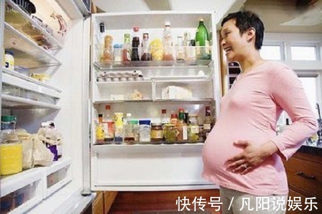 油腻食物|怀孕后孕妈晚上再饿,三种食物忍住不要吃,对胎儿不好