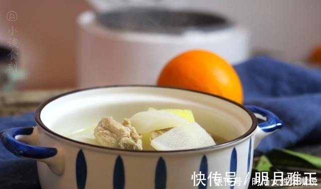 焯水|炖排骨时，有人焯水有人浸泡，方法错了，排骨肉质柴，不香也不鲜